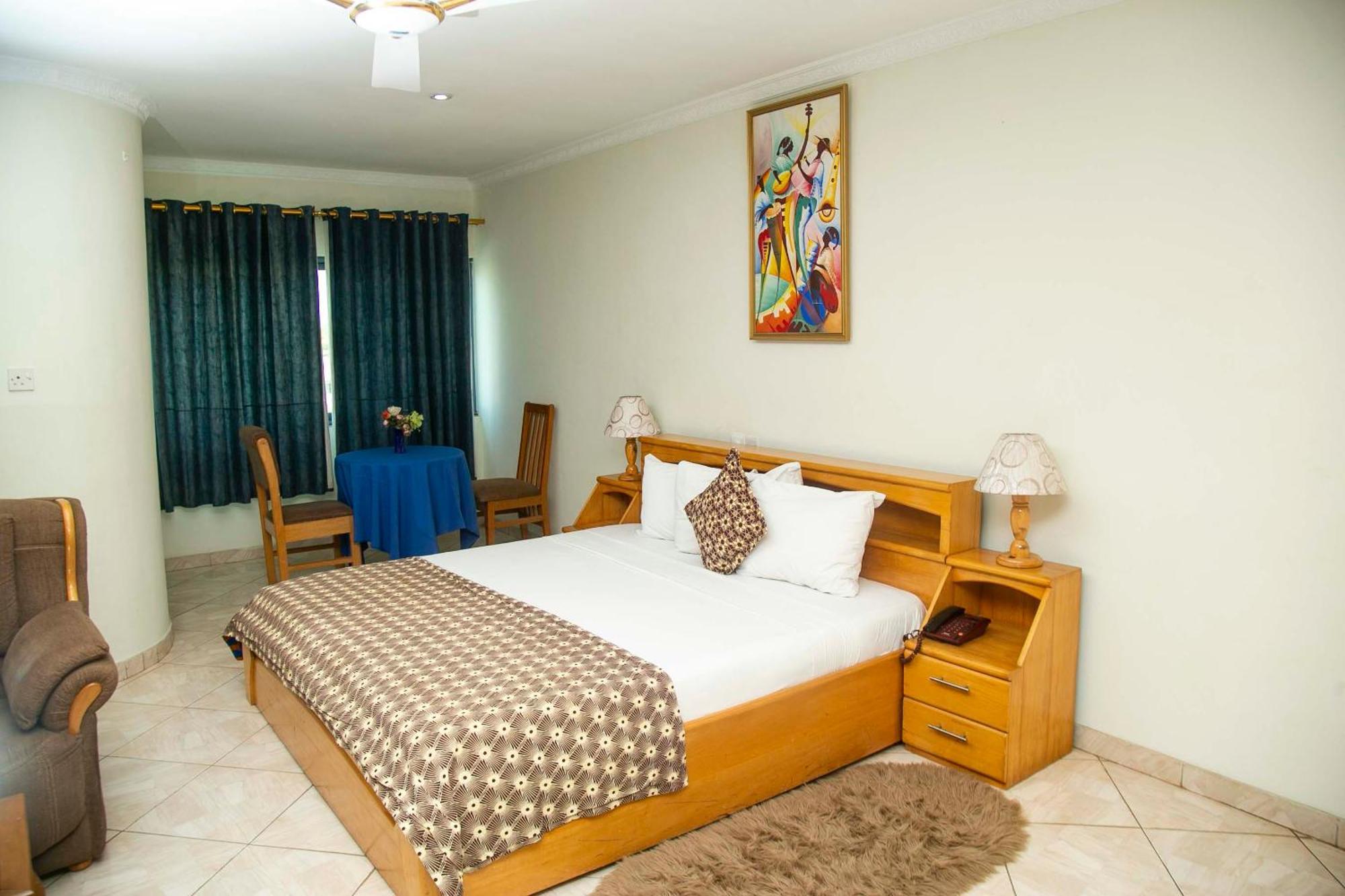 Brookvale Hotel Weija Ngoại thất bức ảnh