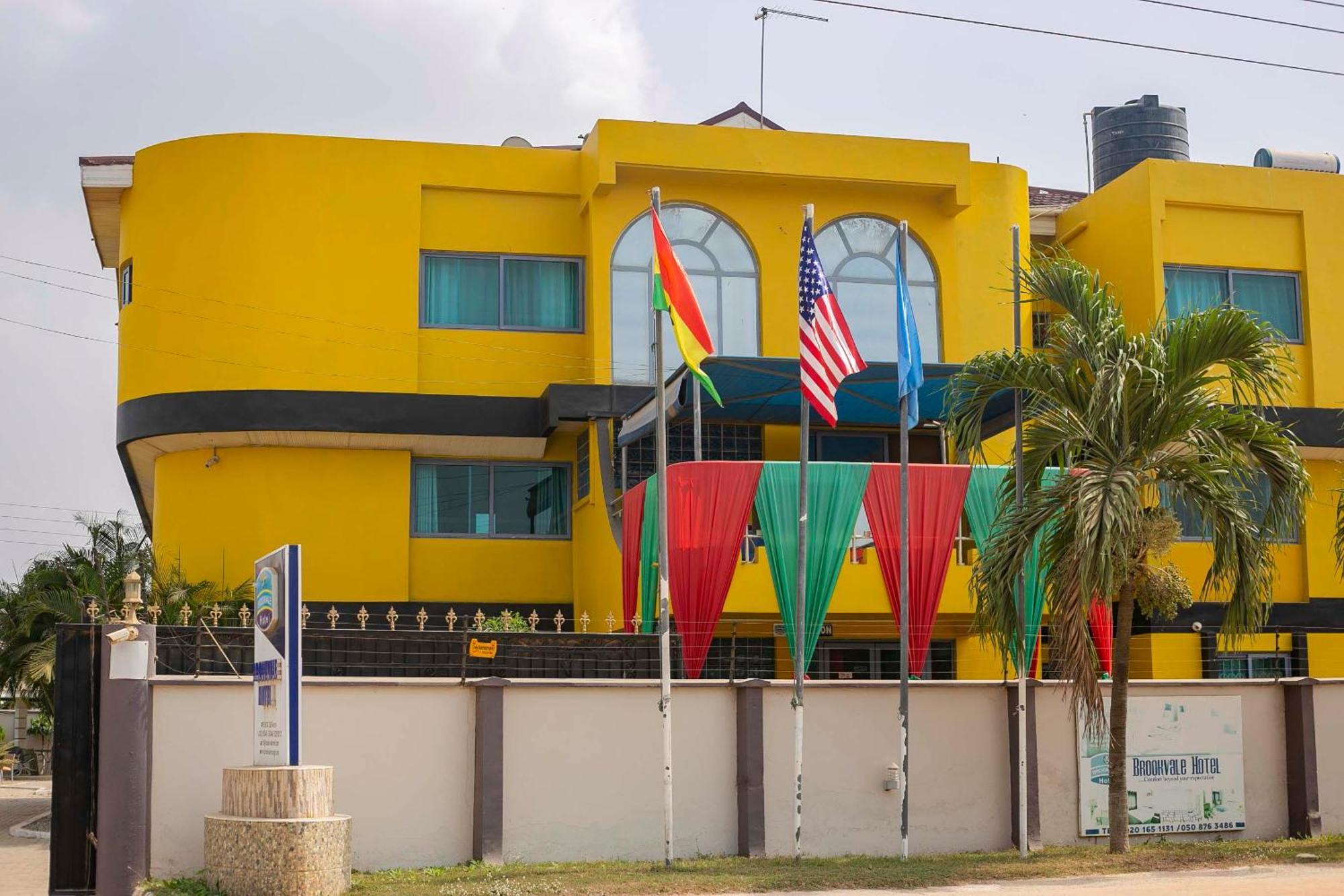 Brookvale Hotel Weija Ngoại thất bức ảnh