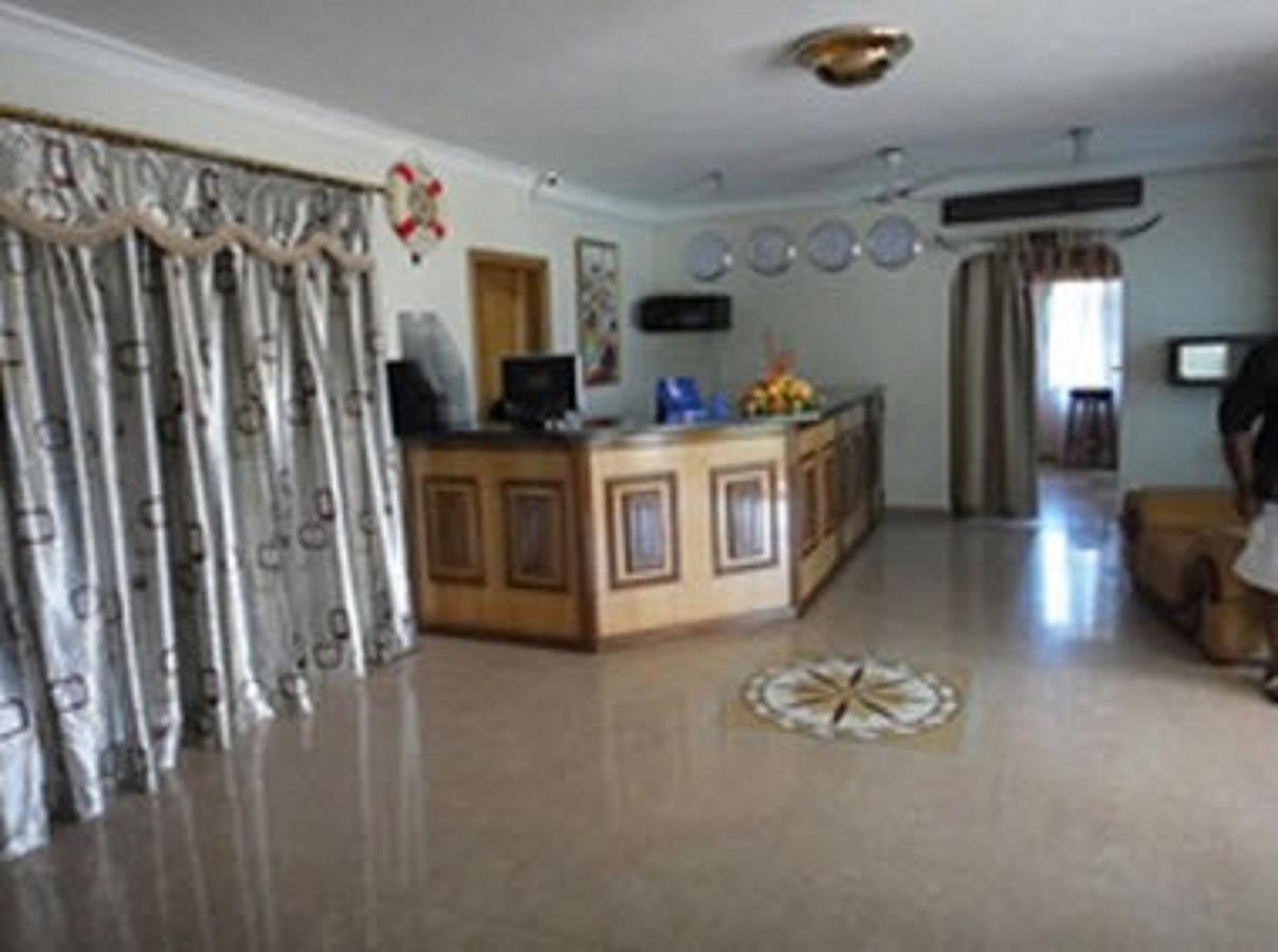 Brookvale Hotel Weija Ngoại thất bức ảnh