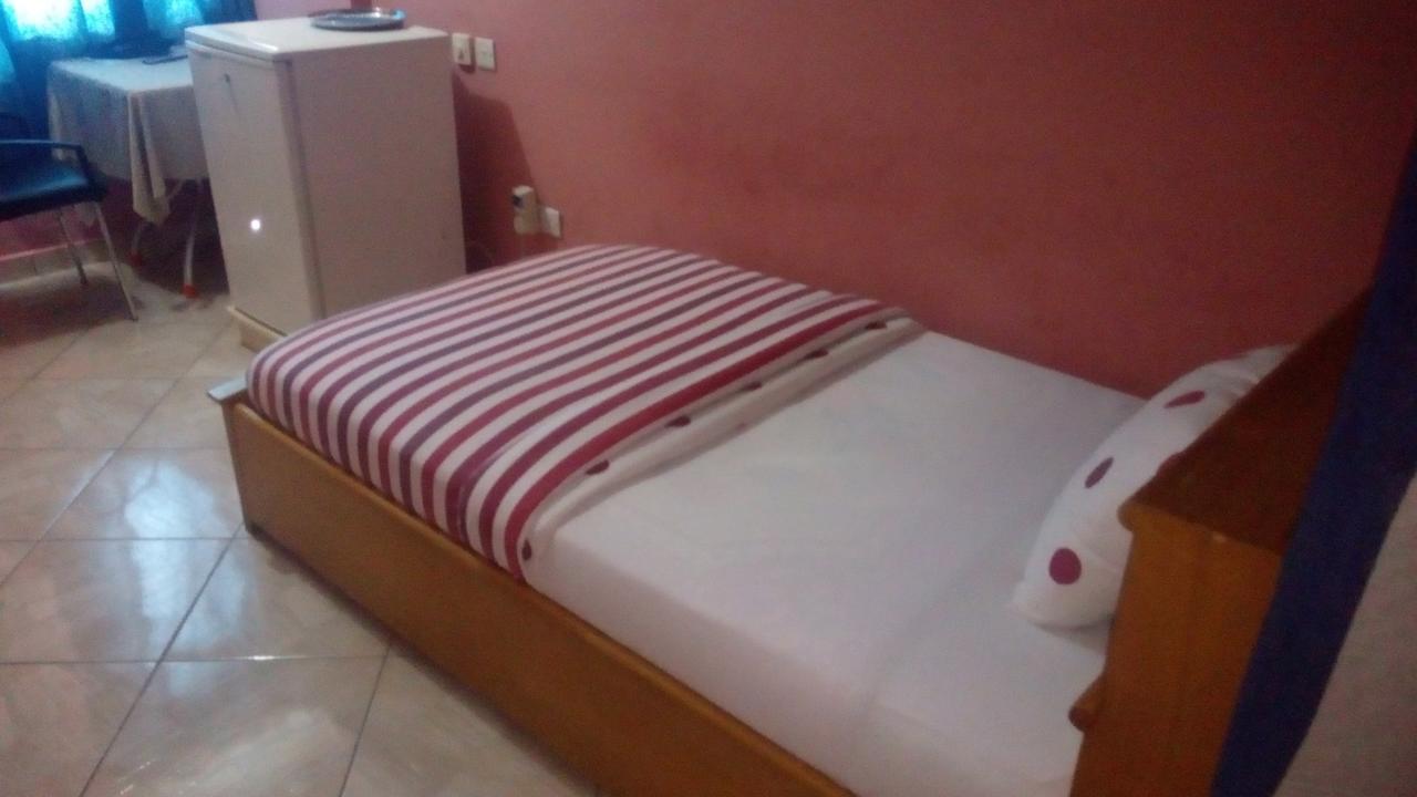 Brookvale Hotel Weija Ngoại thất bức ảnh